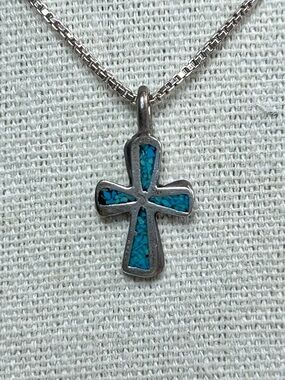 Vintage Navajo Sterling Silver Crushed Turquoise Cross Pendant Chain Necklace